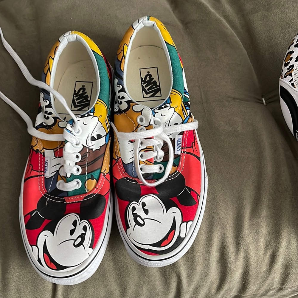 Vans Disney tennis shoes